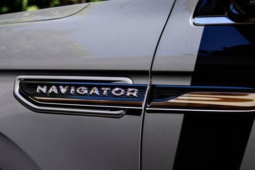Lincoln Navigator Black Label 4dr SUV Fender Badge