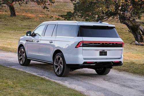 2025 Lincoln Navigator L Black Label 4dr SUV Exterior