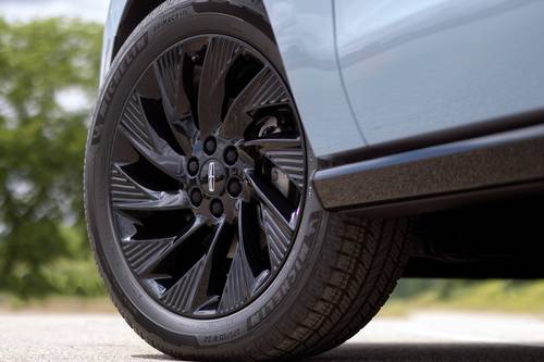 2025 Lincoln Navigator Reserve 4dr SUV Wheel