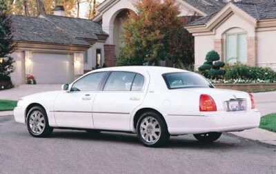 2003 Lincoln Town Car Consumer Reviews 70 Edmunds 2003 Lincoln Town Car Cartier L 4dr Sedan