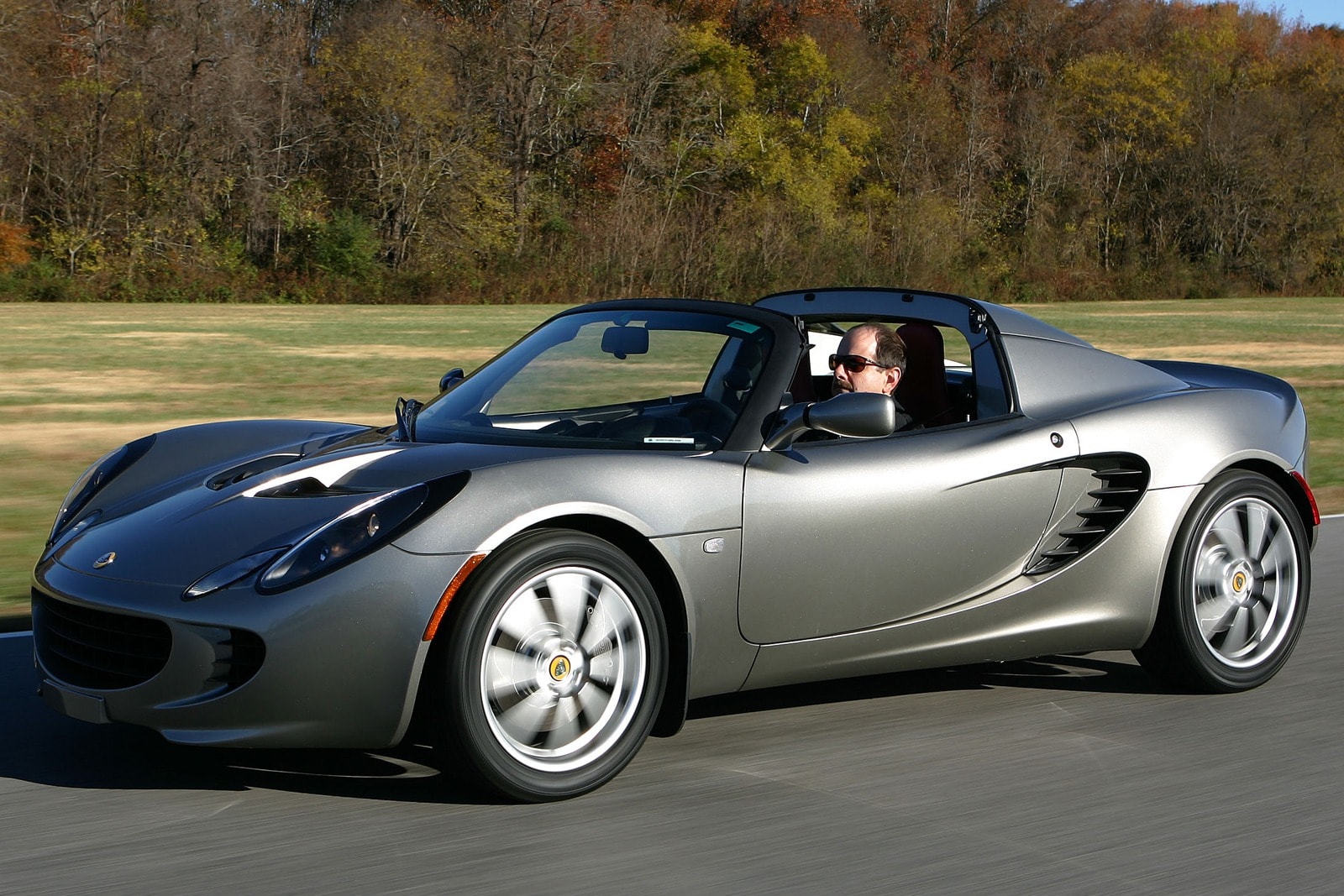 2007 Lotus Elise Review & Ratings | Edmunds