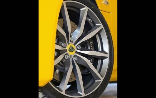 2011 Lotus Evora Wheel Detail