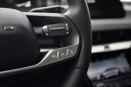 2024 Lucid Air Pure Sedan Aux Controls