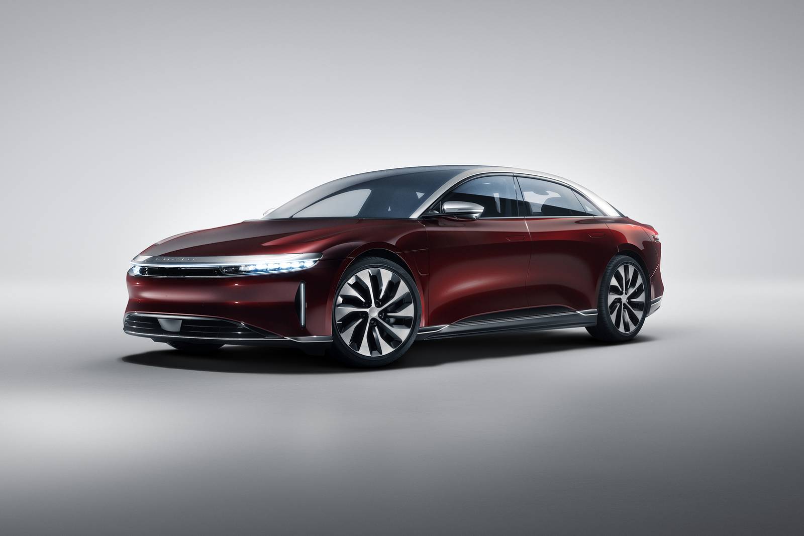 Who Makes Lucid Car: Discover The Innovators Behind The Brand