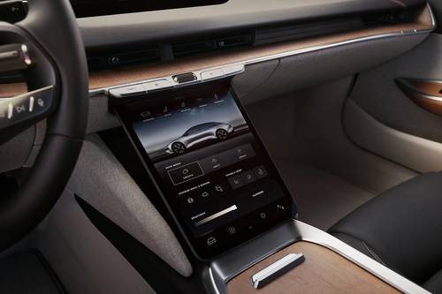 2025 Lucid Air Touring Sedan Center Console