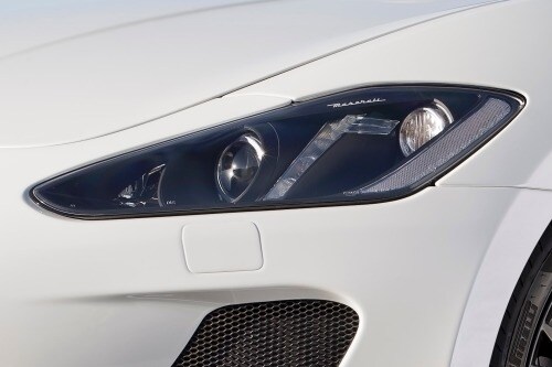 2016 Maserati GranTurismo Convertible MC Convertible Headlamp Detail