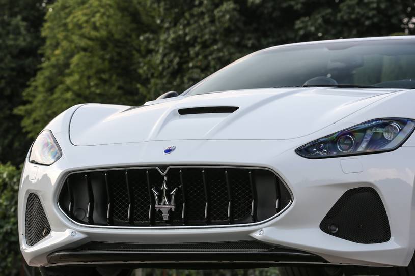 Maserati GranTurismo Convertible MC Front Badge Maserati GranTurismo Convertible MC Front Badge