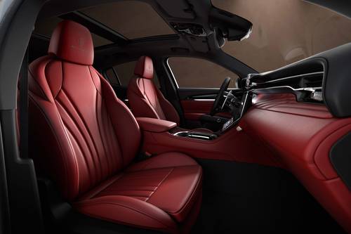 2024 Maserati Grecale 4dr SUV Interior
