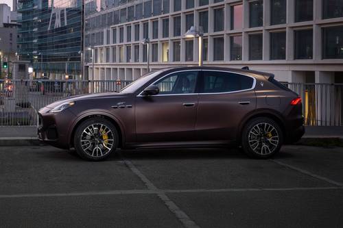 2024 Maserati Grecale 4dr SUV Profile