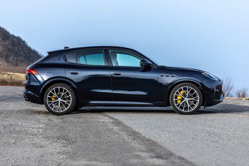 2024 Maserati Grecale Modena 4dr SUV Profile