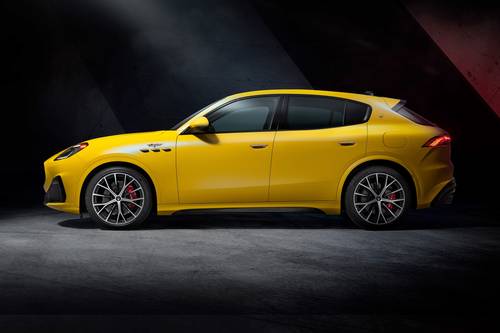 2024 Maserati Grecale 4dr SUV Profile. European Spec Shown.