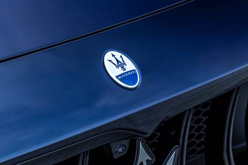 2025 Maserati Grecale Modena 4dr SUV Front Badge