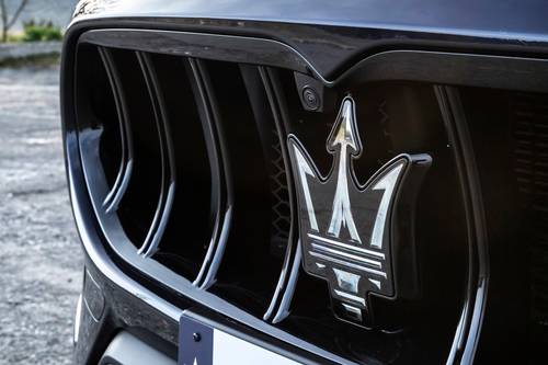 2025 Maserati Grecale Modena 4dr SUV Front Badge