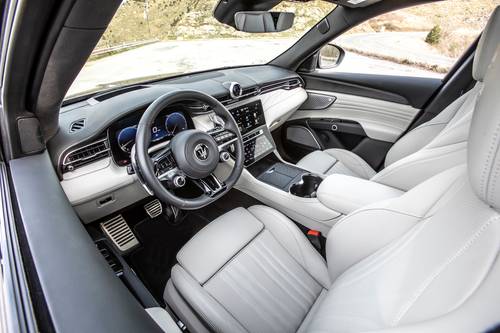 2025 Maserati Grecale Modena 4dr SUV Steering Wheel Detail