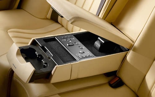 2005 Maserati Quattroporte Rear Center Console