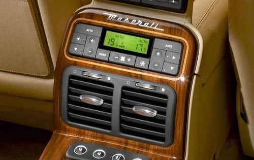 2005 Maserati Quattroporte Rear HVAC Controls
