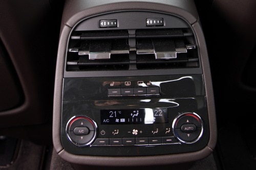 2014 Maserati Quattroporte S Q4 Sedan Rear Climate Control Detail