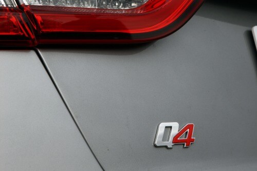 2014 Maserati Quattroporte S Q4 Sedan Rear Badge