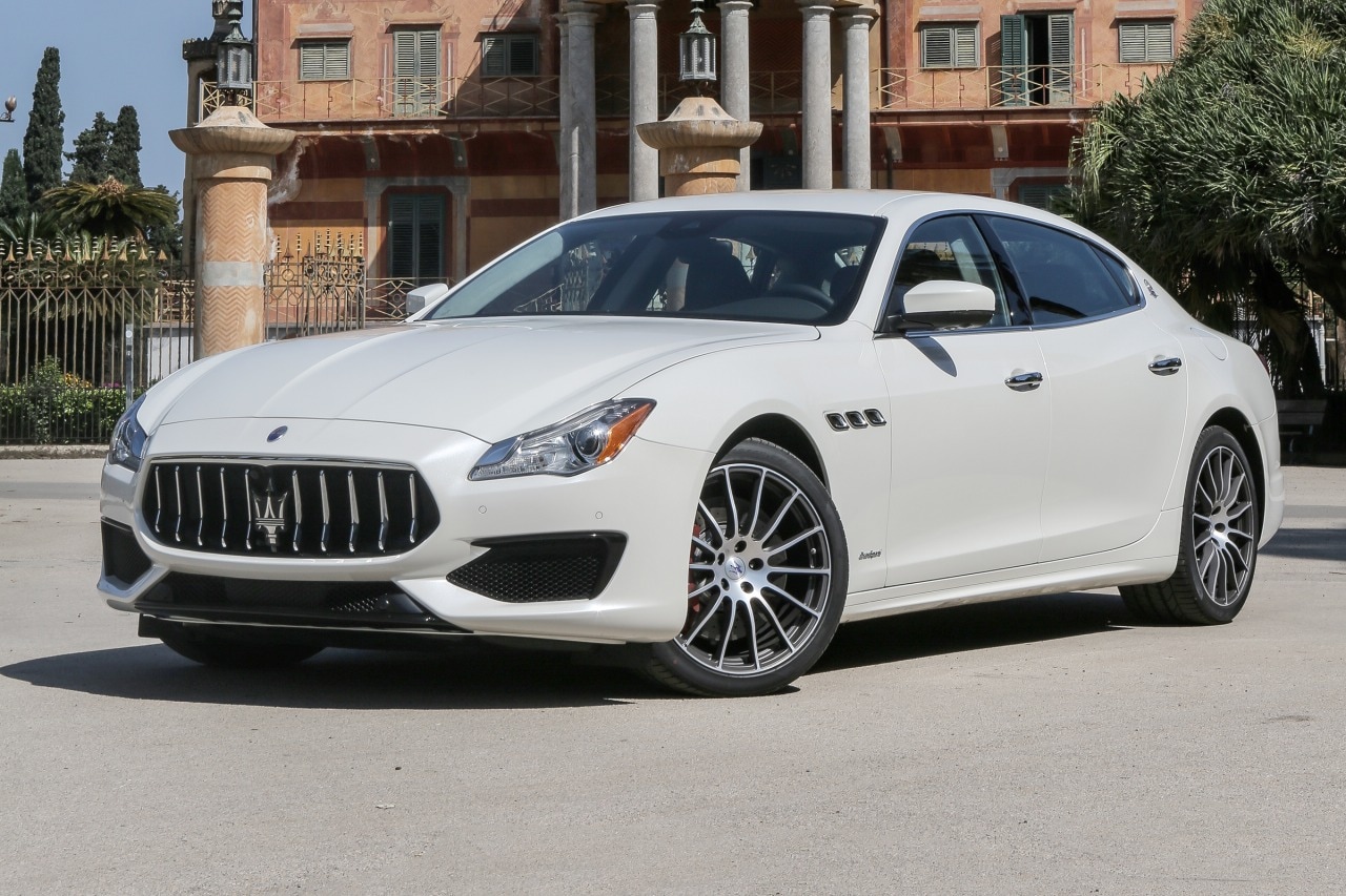 https://media.ed.edmunds-media.com/maserati/quattroporte/2017/oem/2017_maserati_quattroporte_sedan_gts-gransport_fq_oem_2_1280.jpg