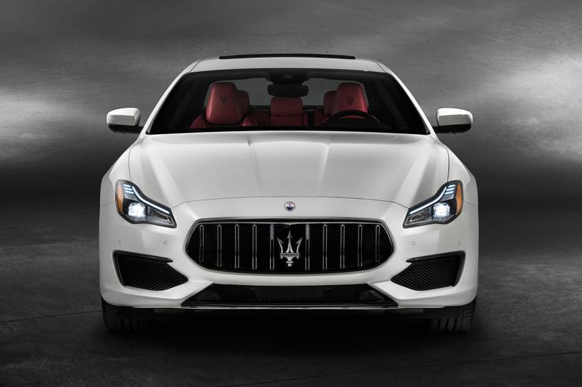 Maserati Quattroporte GTS GranSport Sedan Exterior Maserati Quattroporte GTS GranSport Sedan Exterior