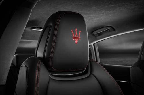 Maserati Quattroporte S Q4 GranSport Sedan Interior Detail