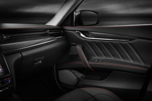 Maserati Quattroporte S Q4 GranSport Sedan Interior Detail