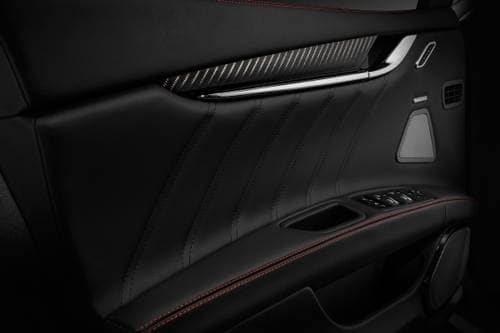 Maserati Quattroporte S Q4 GranSport Sedan Interior Detail