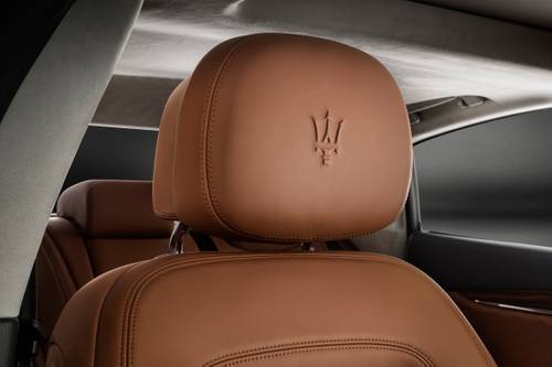 2021 Maserati Quattroporte S Q4 GranLusso Sedan Interior Detail
