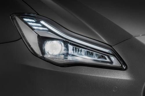 2021 Maserati Quattroporte S Q4 GranSport Sedan Headlamp Detail