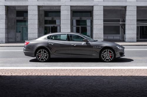 2021 Maserati Quattroporte S Q4 GranSport Sedan Profile Shown