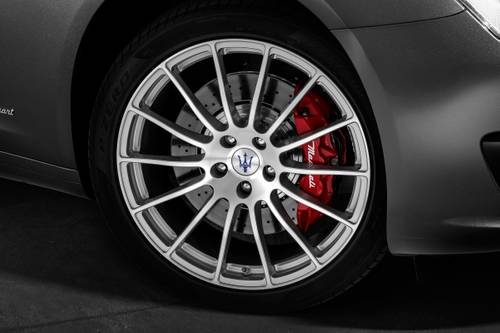 2021 Maserati Quattroporte S Q4 GranSport Sedan Wheel