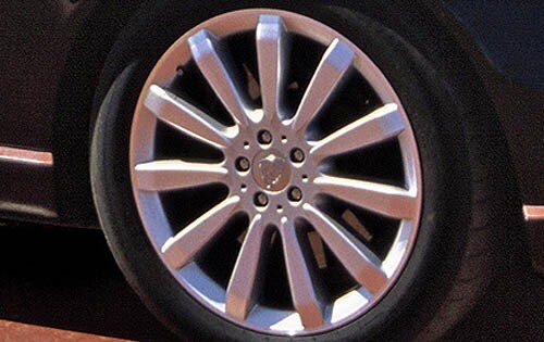 2006 Maybach 57 Wheel Detail