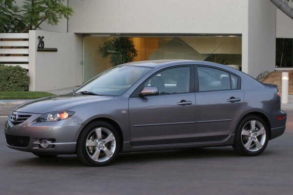 The 2006 Mazda 3 The 2006 Mazda 3