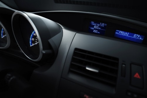 2013 Mazda 3 i Touring 4dr Hatchback Center Console