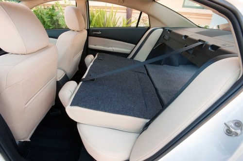 2013 Mazda 6 i Touring Sedan Rear Seats Down