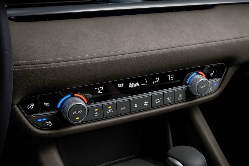 2021 Mazda 6 Grand Touring Reserve Sedan Center Console