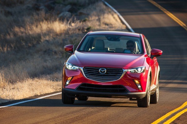 https://media.ed.edmunds-media.com/mazda/cx-3/2016/ns/2016_mazda_cx-3_actf34_ns_91316_600.jpg