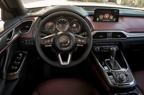 Mazda CX-9 Signature 4dr SUV Steering Wheel Detail
