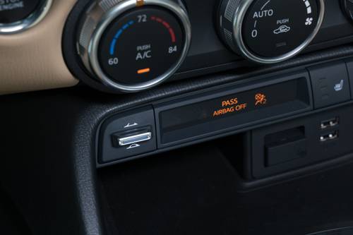 2017 Mazda MX-5 Miata RF Grand Touring Convertible Interior Detail