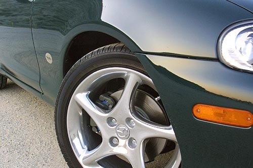 2001 Mazda MX-5 Miata Special Edition 2dr Roadster