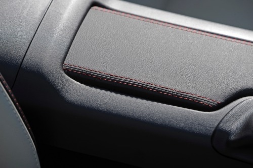 2015 Mazda MX-5 Miata 25th Anniversary Edition Convertible Center Console