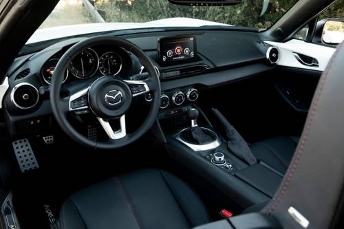 Mazda MX-5 Miata Grand Touring Convertible Dashboard