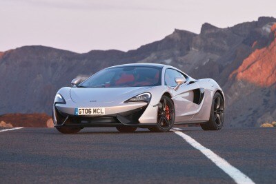 2017 McLaren 570GT
