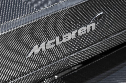 2016 McLaren 570S Coupe Rear Badge