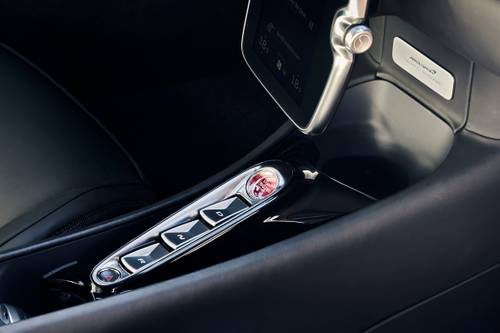 McLaren Artura Coupe Shifter