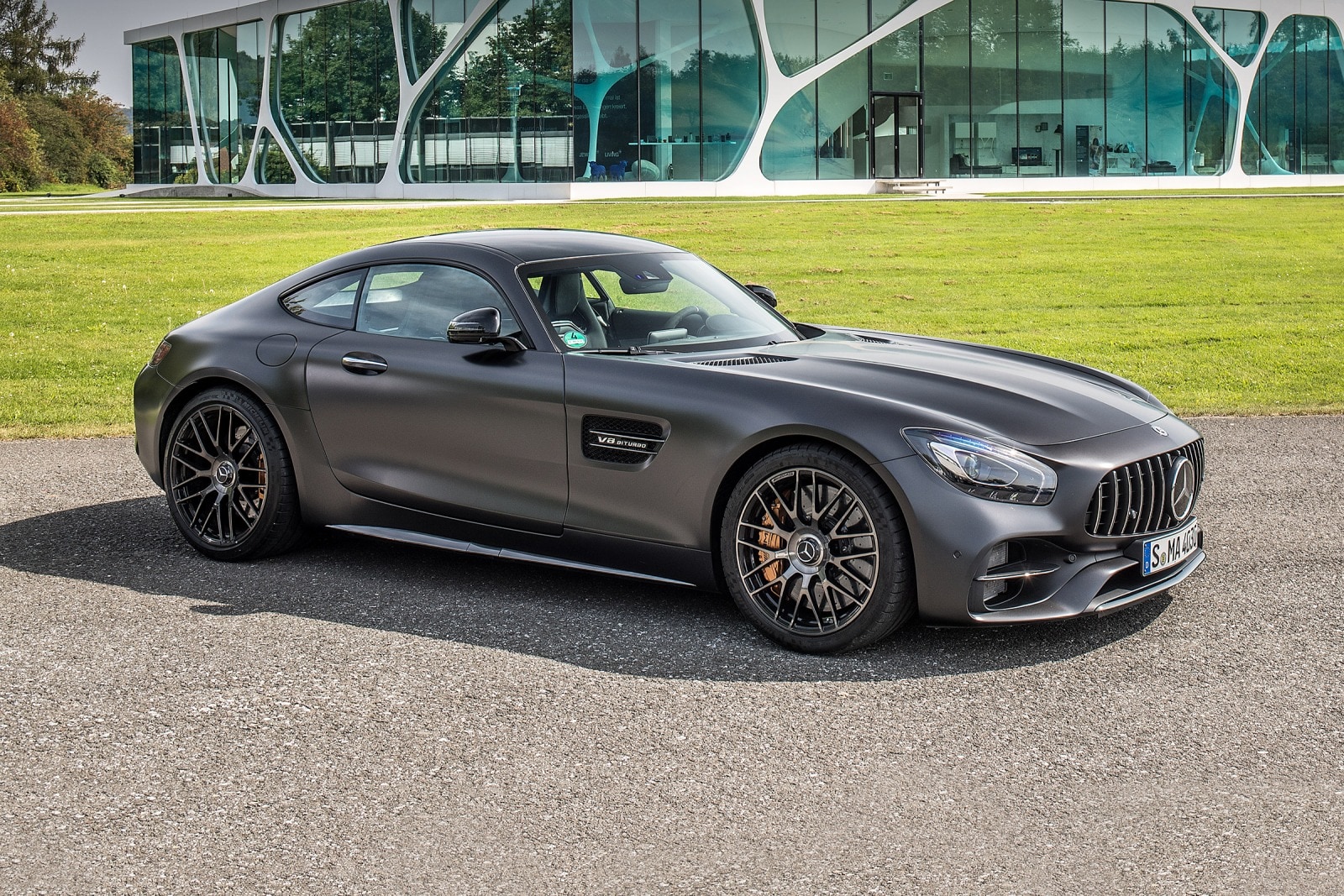 2018 Mercedes-Benz AMG GT Review & Ratings