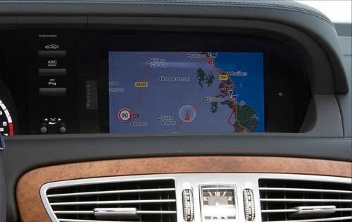 2011 Mercedes-Benz CL-Class CL65 AMG Center Console