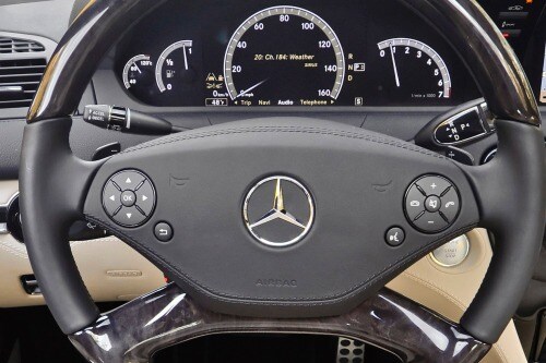 2012 Mercedes-Benz CL-Class CL550 4MATIC Coupe Steering Wheel Detail