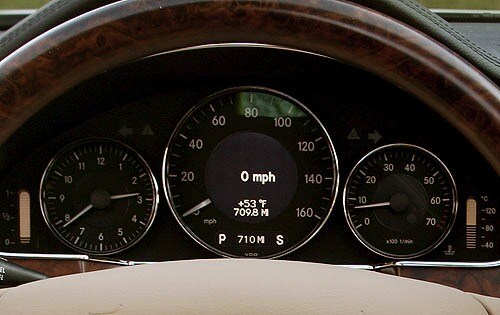 2008 Mercedes-Benz CLS-Class CLS550 Instrument Cluster