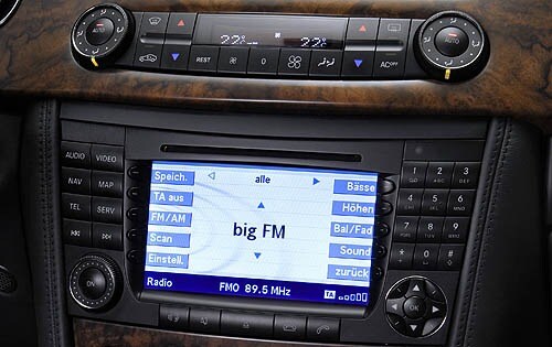 2008 Mercedes-Benz CLS-Class CLS63 AMG Center Console